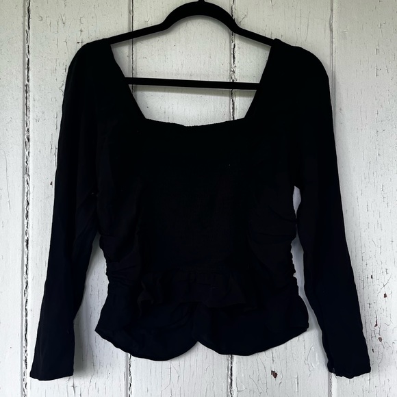 H&M ruched long sleeve top - Picture 2 of 4